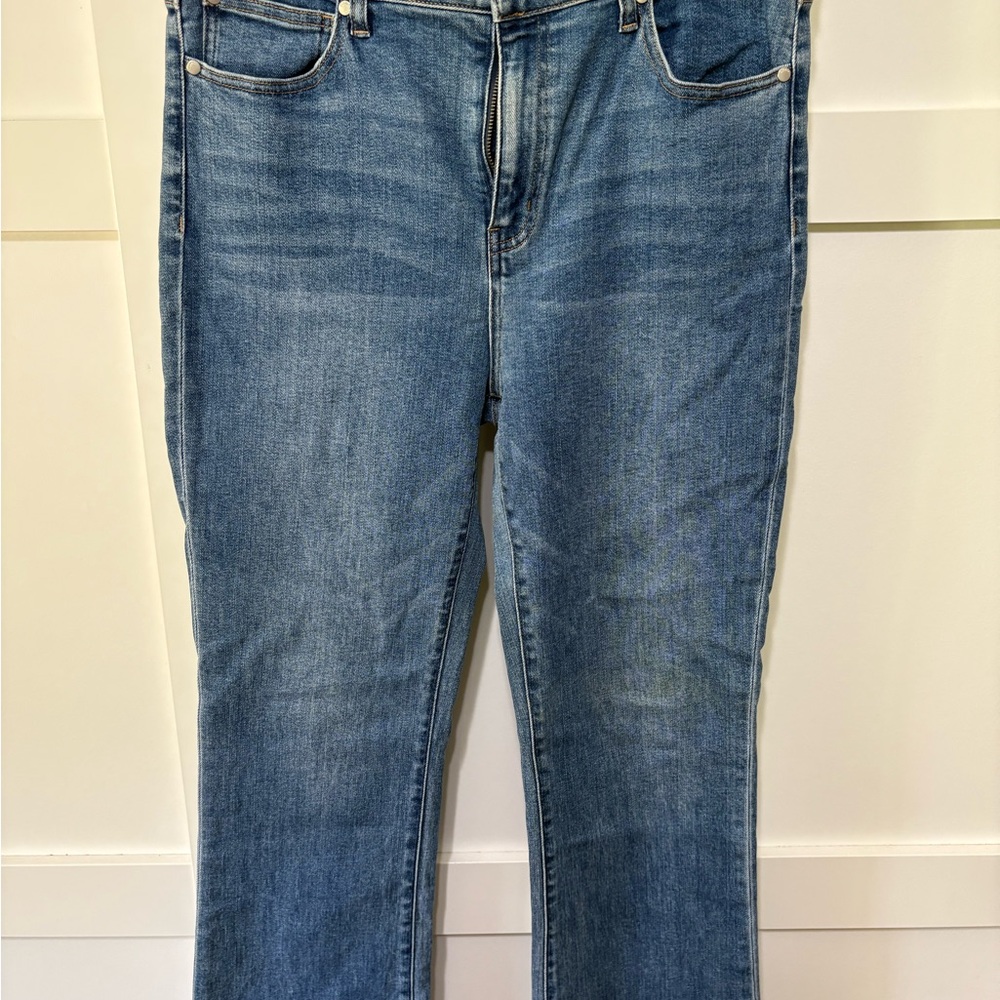 Quince Bella kick flare jeans. Size 32